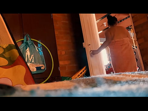 ❤️ Вујко ми ме следи во туш, ме ебе додека се туширам. ❤ Квалитетен секс на mk.pornoboden.ru ️❤